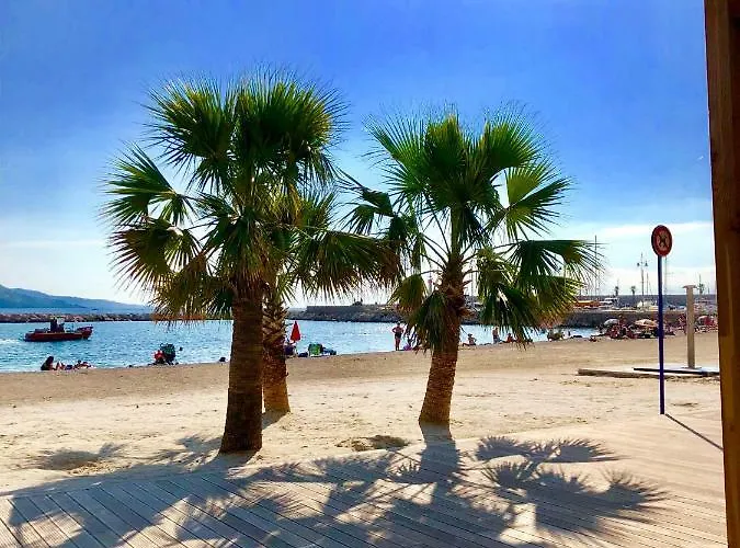 Les Sablettes * מנטון